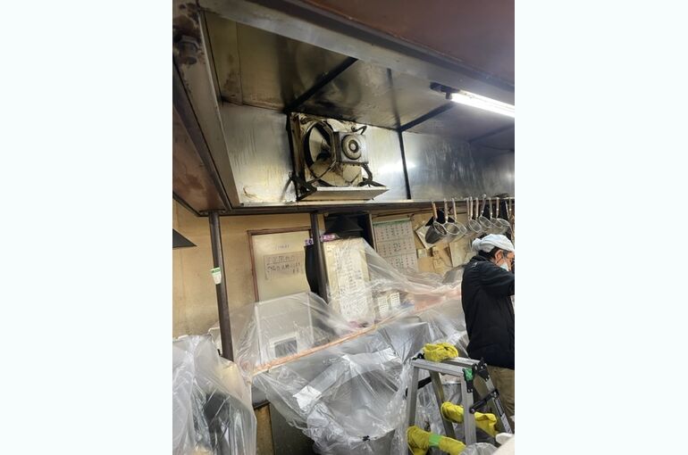 2023年1月　幸来ラーメンエアコン分解洗浄・換気扇　藤ビル⑥