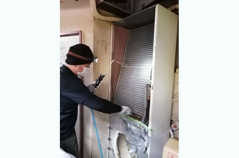 2023年1月　幸来ラーメンエアコン分解洗浄・換気扇　藤ビル㉖