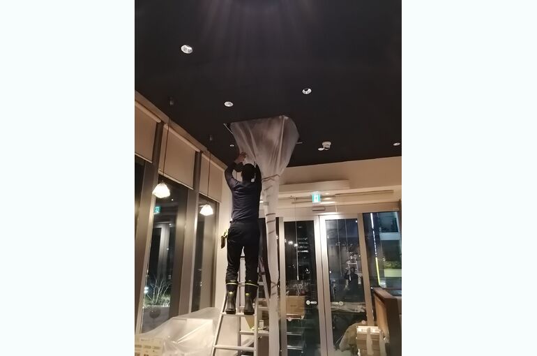 2023年2月　ミュッセ銀座エアコン分解洗浄④JPG